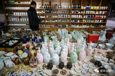 景德鎮陶溪川創意集市熱鬧非凡 藝術品現場助陣